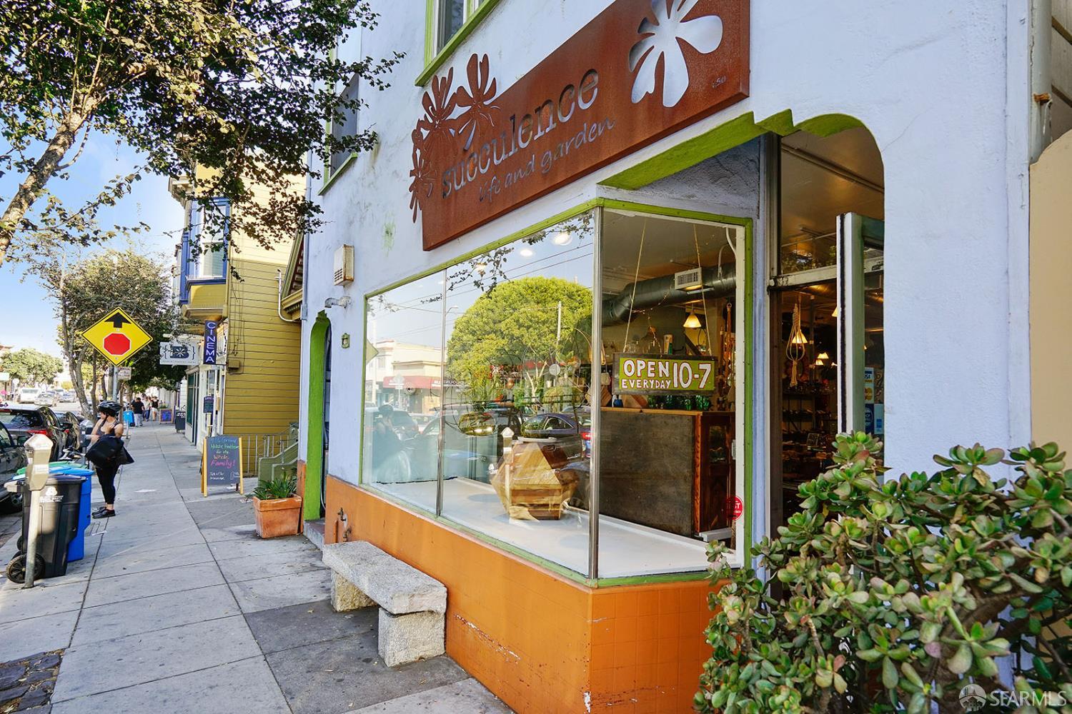 524 Ellsworth Street