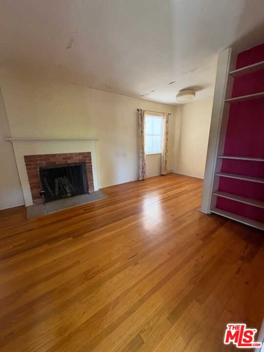 2541 Midvale Ave