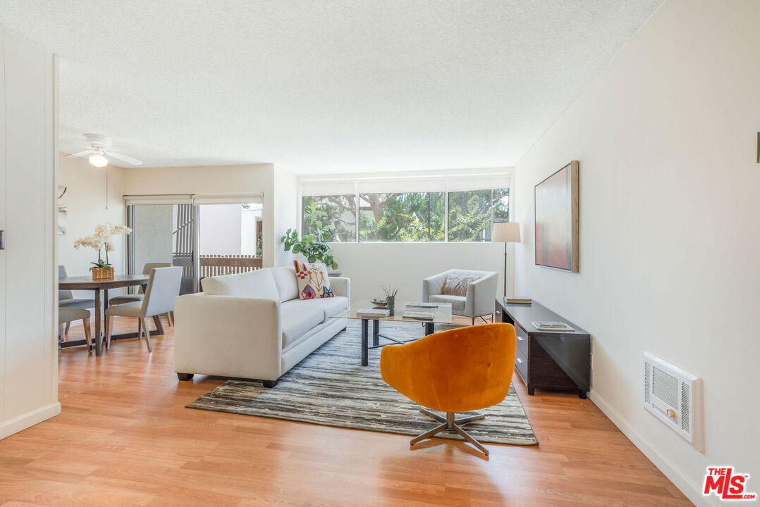 6000 Canterbury Dr Unit: D212