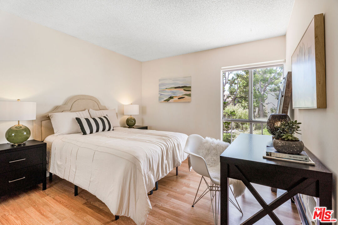 6000 Canterbury Dr Unit: D212