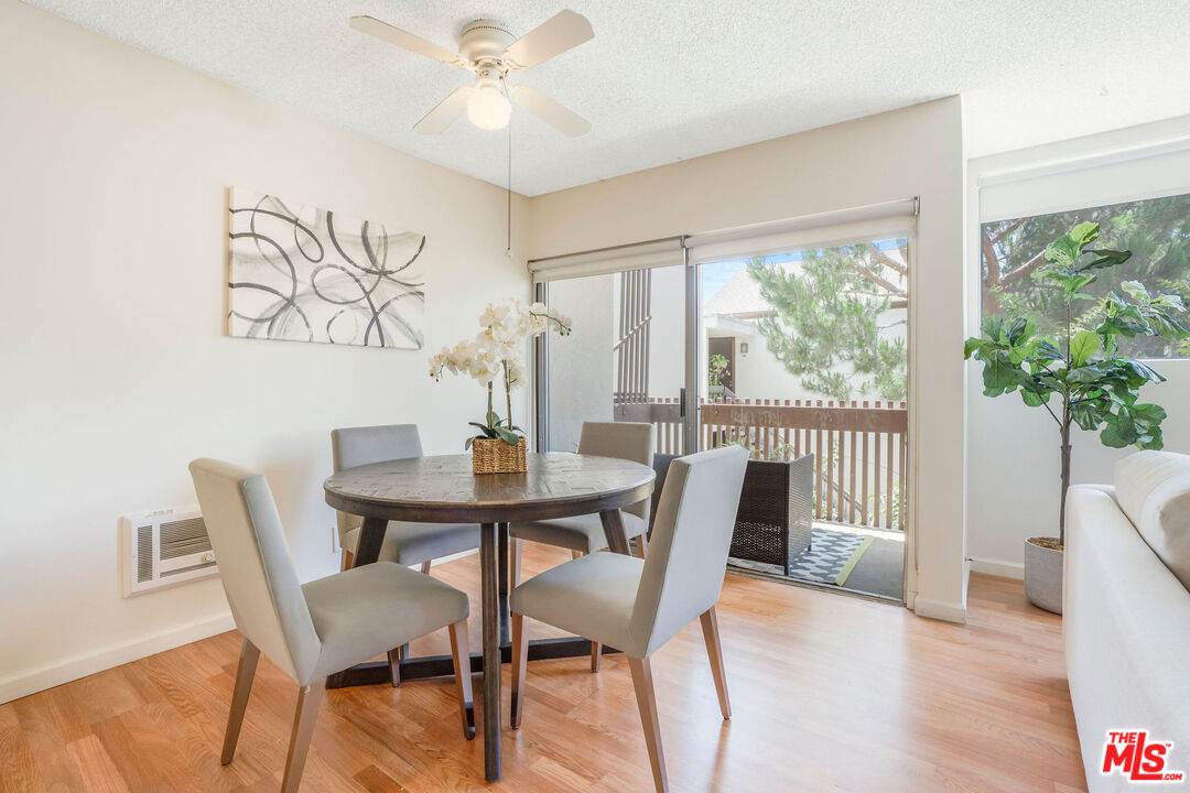 6000 Canterbury Dr Unit: D212