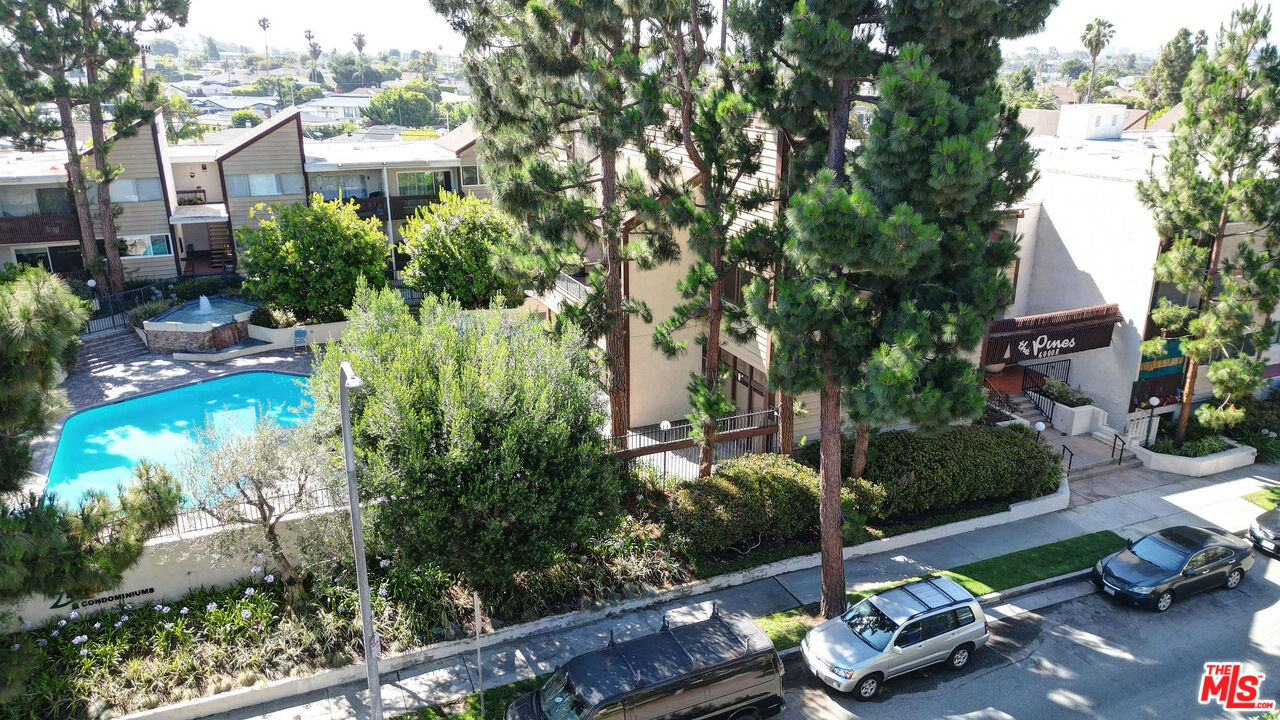 6000 Canterbury Dr Unit: D212