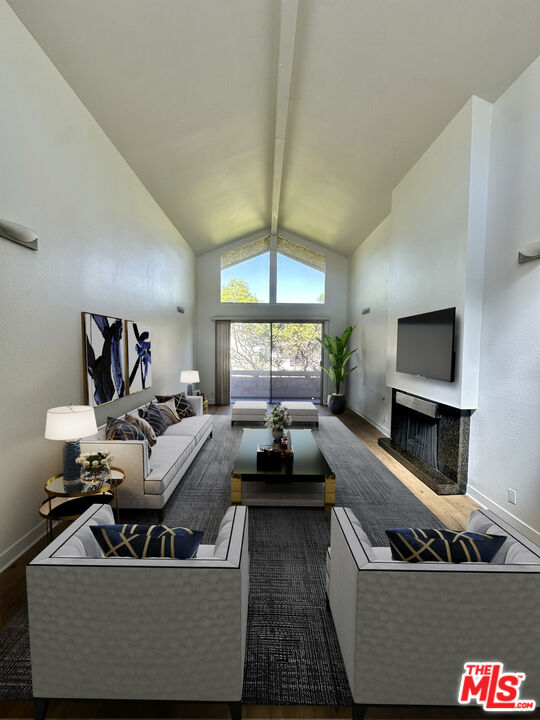 1531 Camden Ave Unit: PH3