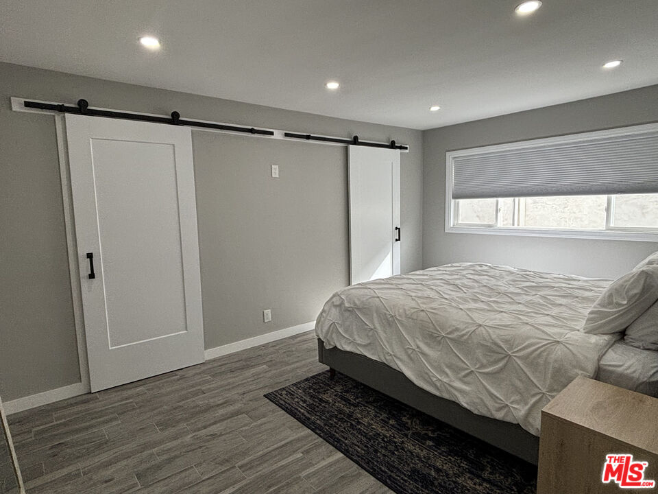 940 7th St Unit: 9