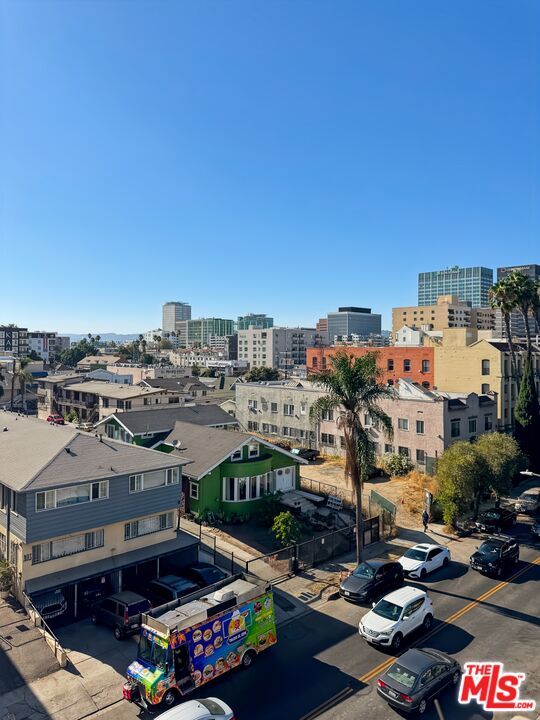 848 Irolo St Unit: 408