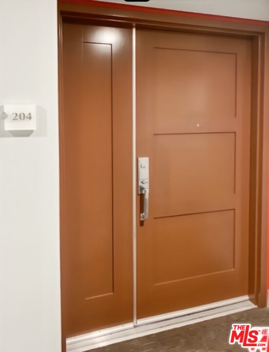 540 S Kenmore Ave Unit: 204