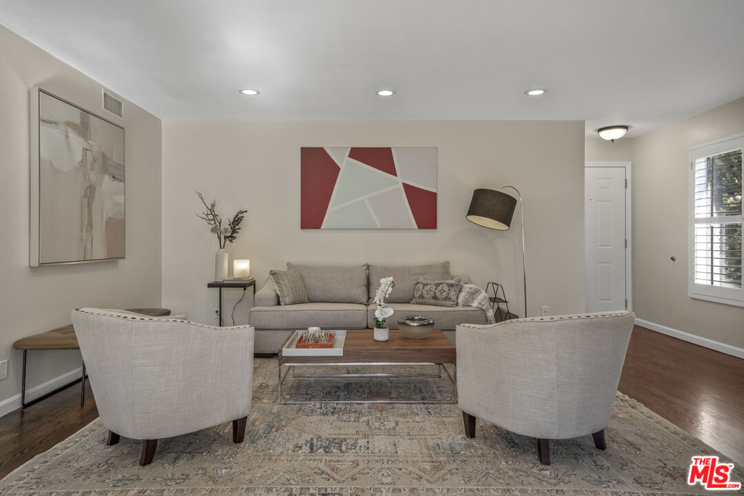 10685 Wilkins Ave Unit: 4