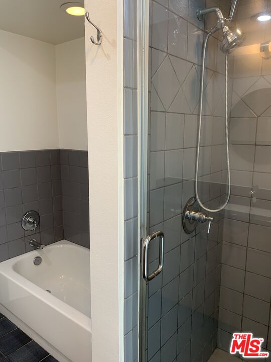 3675 Keystone Ave Unit: 6