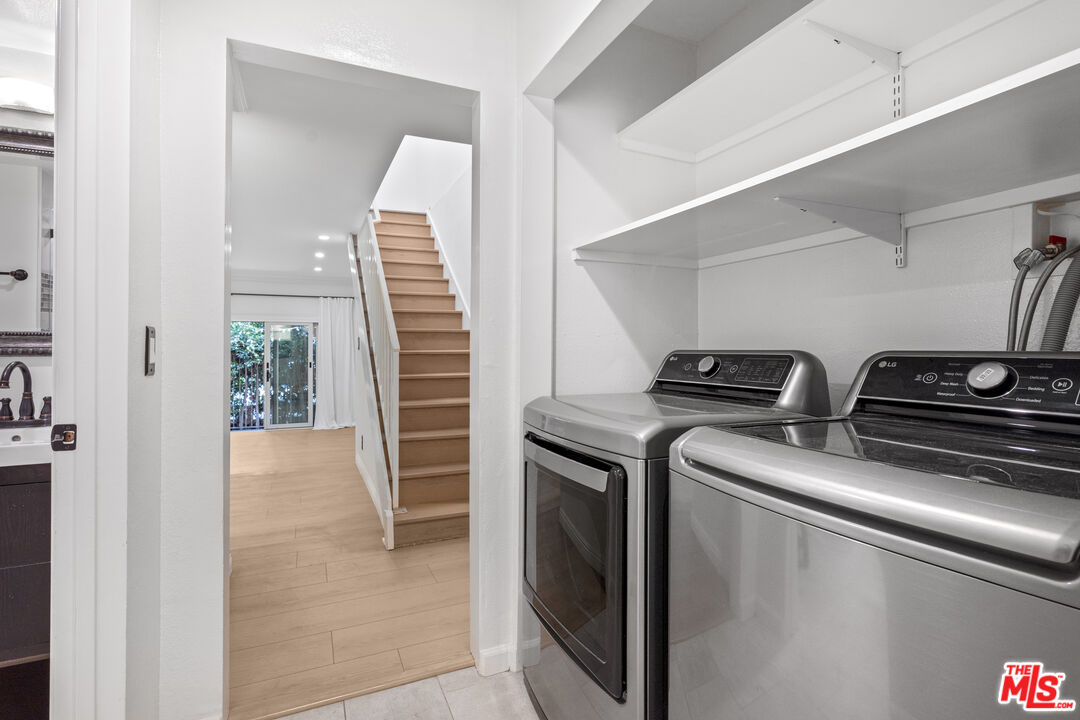 1850 Midvale Ave Unit: 4