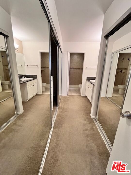 906 N Doheny Dr Unit: 512