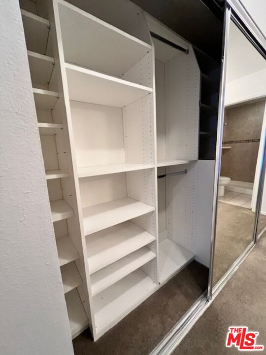 906 N Doheny Dr Unit: 512