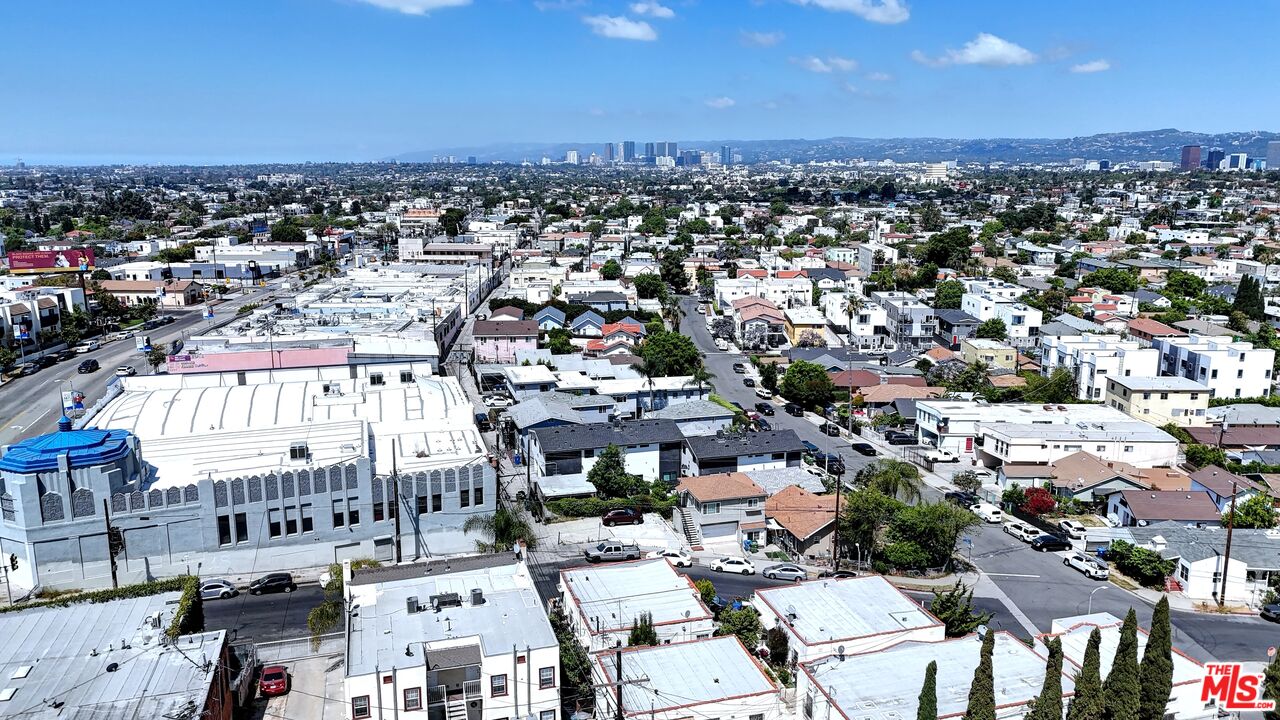4804 Mascot St