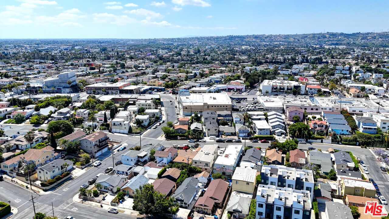 4804 Mascot St
