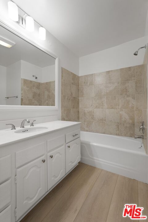 930 3rd St Unit: 107