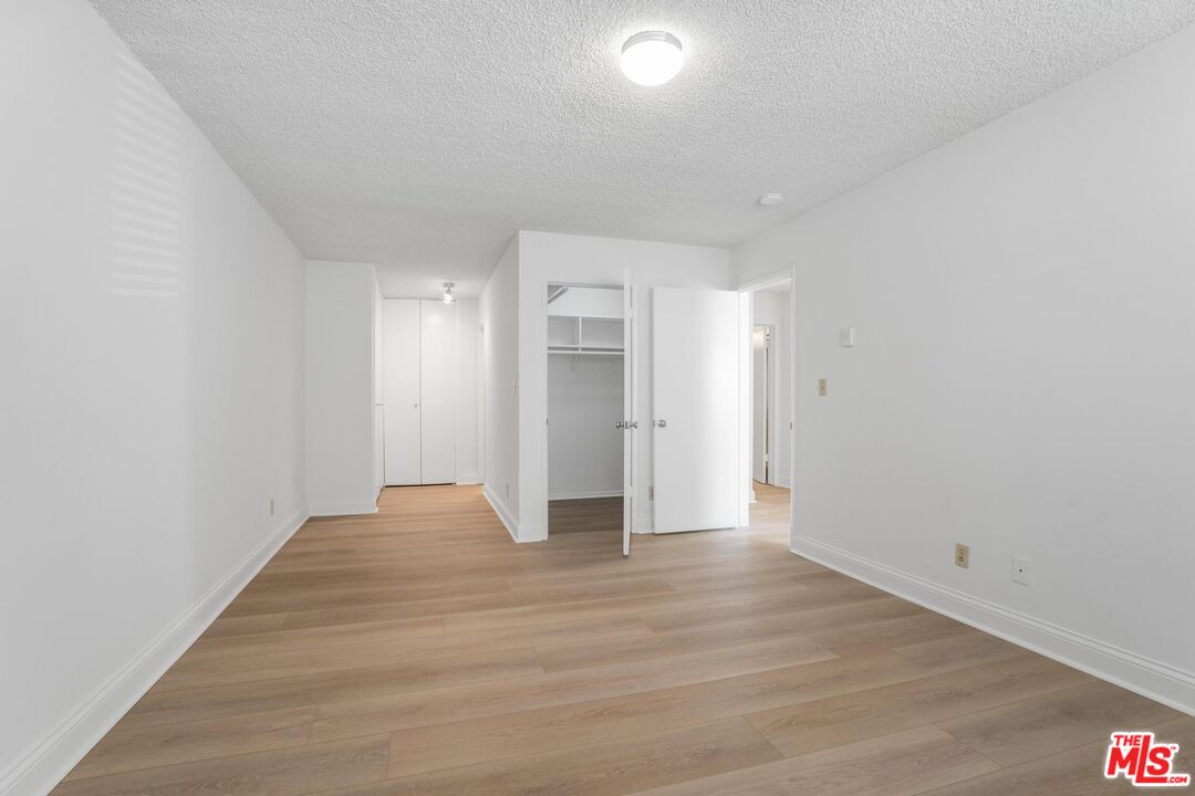 930 3rd St Unit: 107