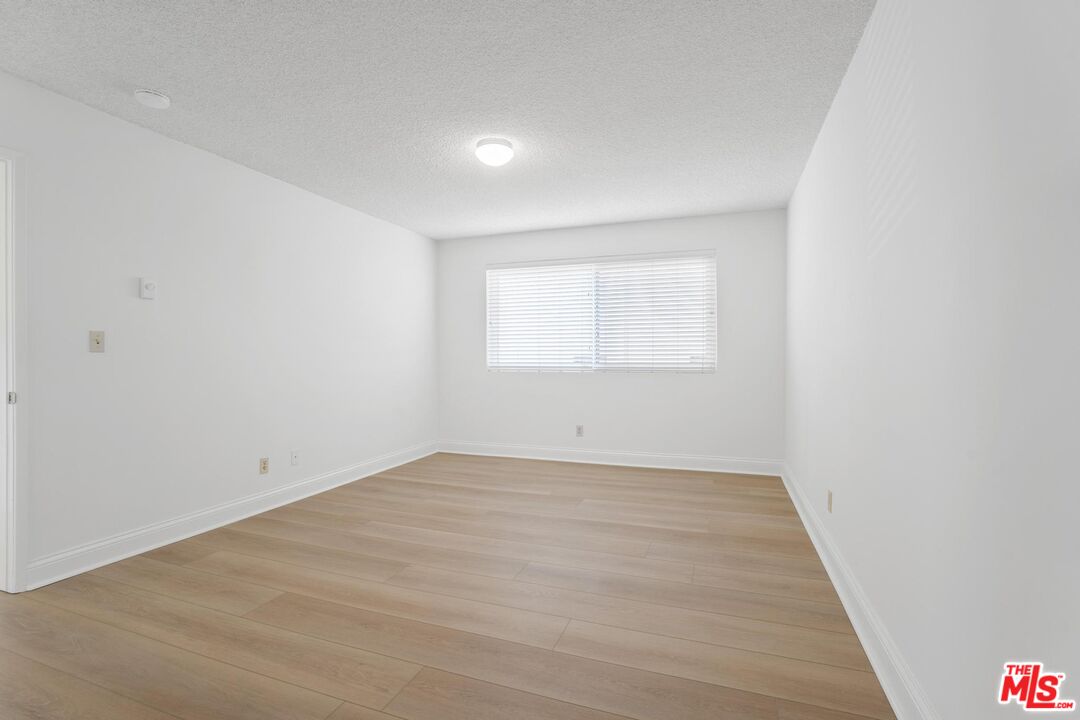 930 3rd St Unit: 107