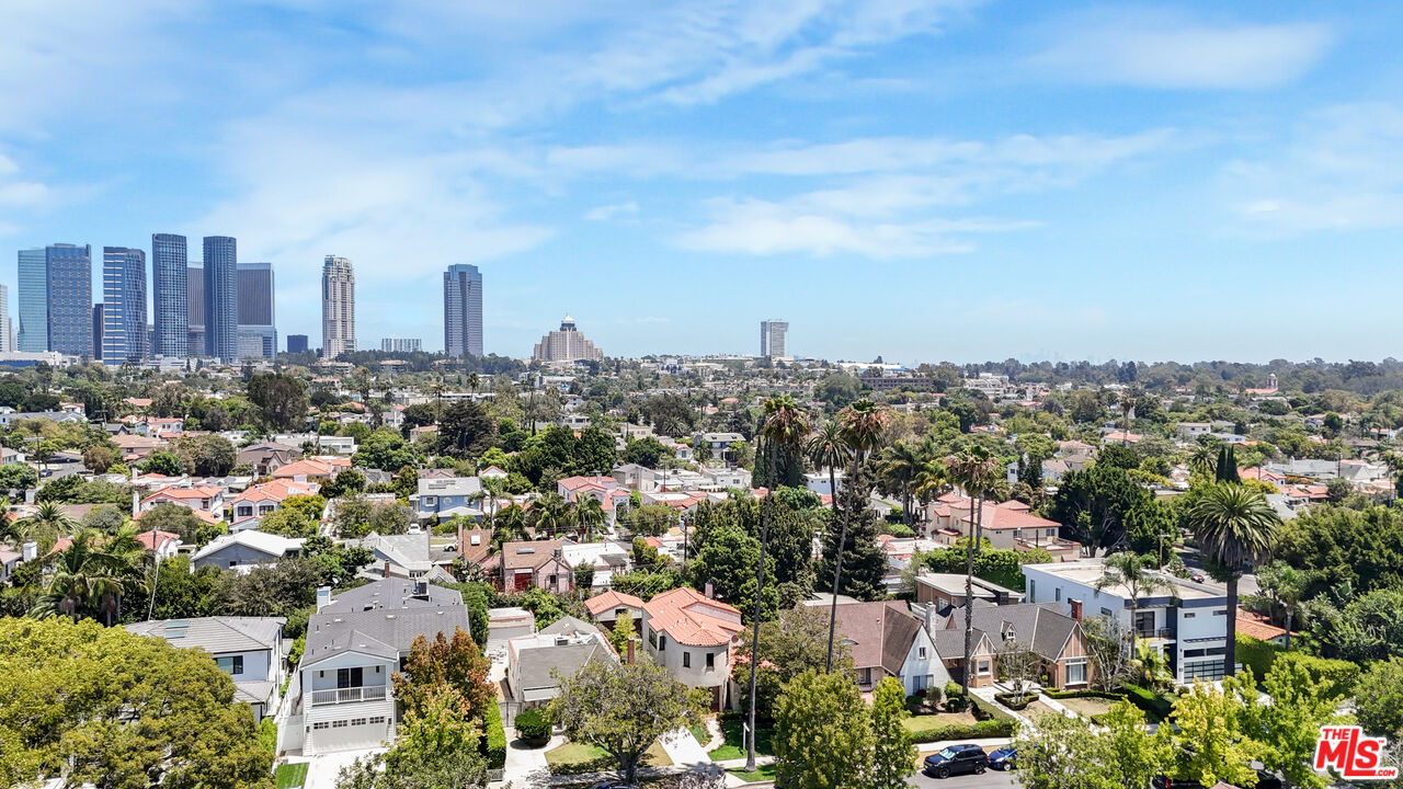 2130 Manning Ave