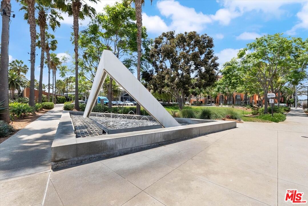 12763 Shell Pl Unit: 2