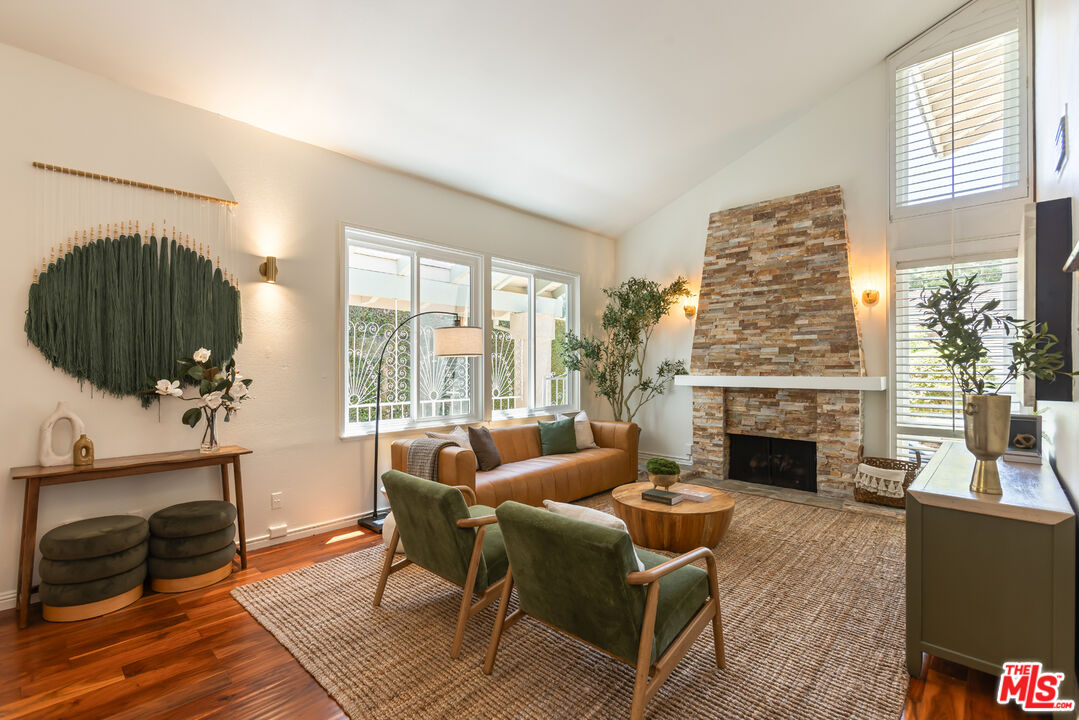 10315 Clusterberry Ct