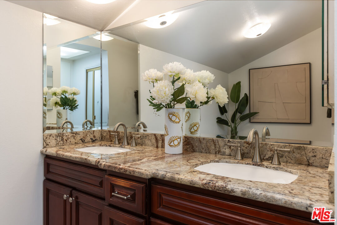 10315 Clusterberry Ct