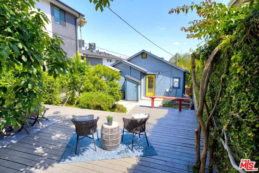 4804 Mascot St