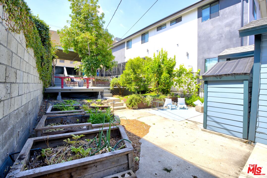 4804 Mascot St