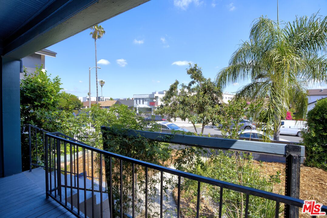 4804 Mascot St