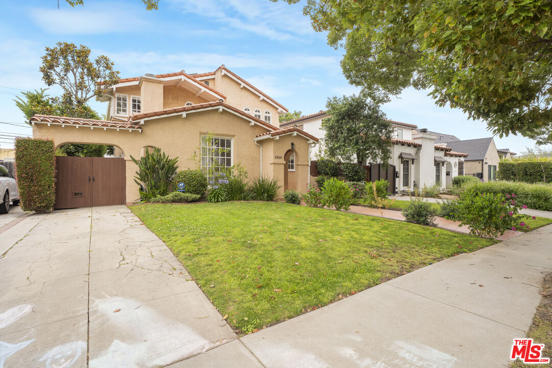 2330 Midvale Ave