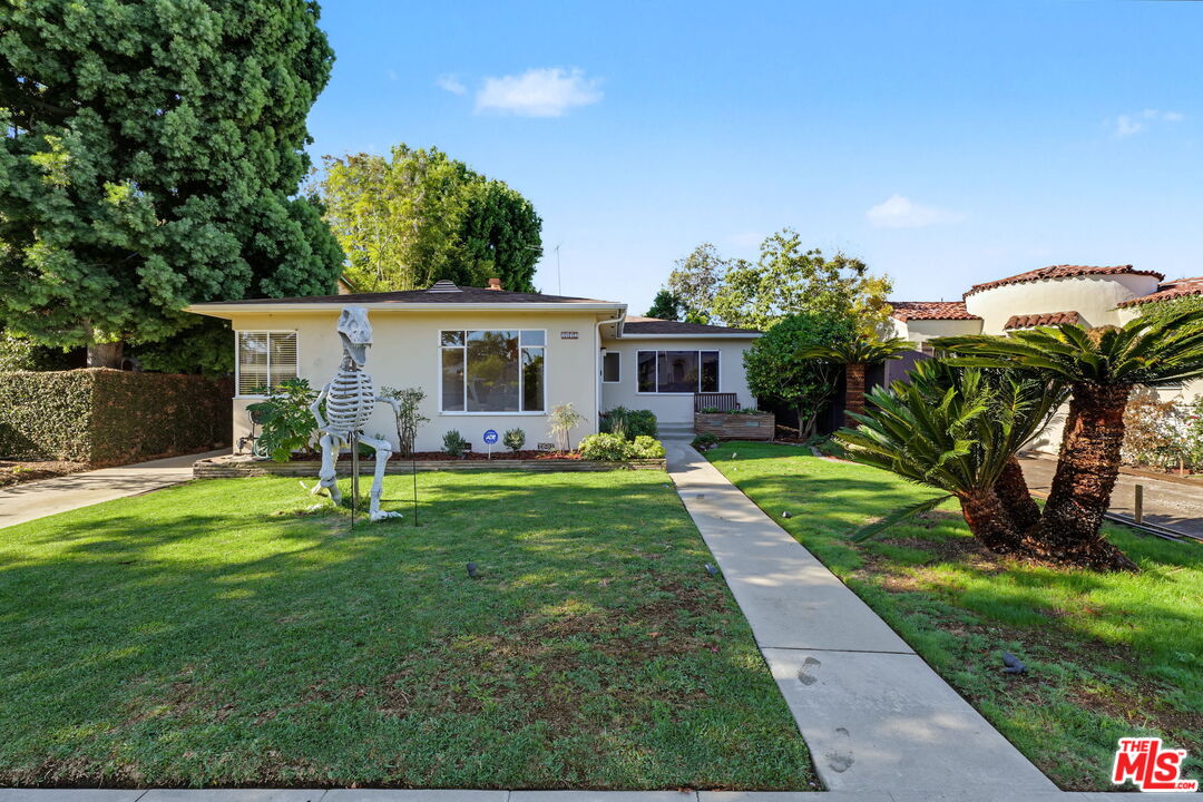 2271 Prosser Ave Los Angeles CA