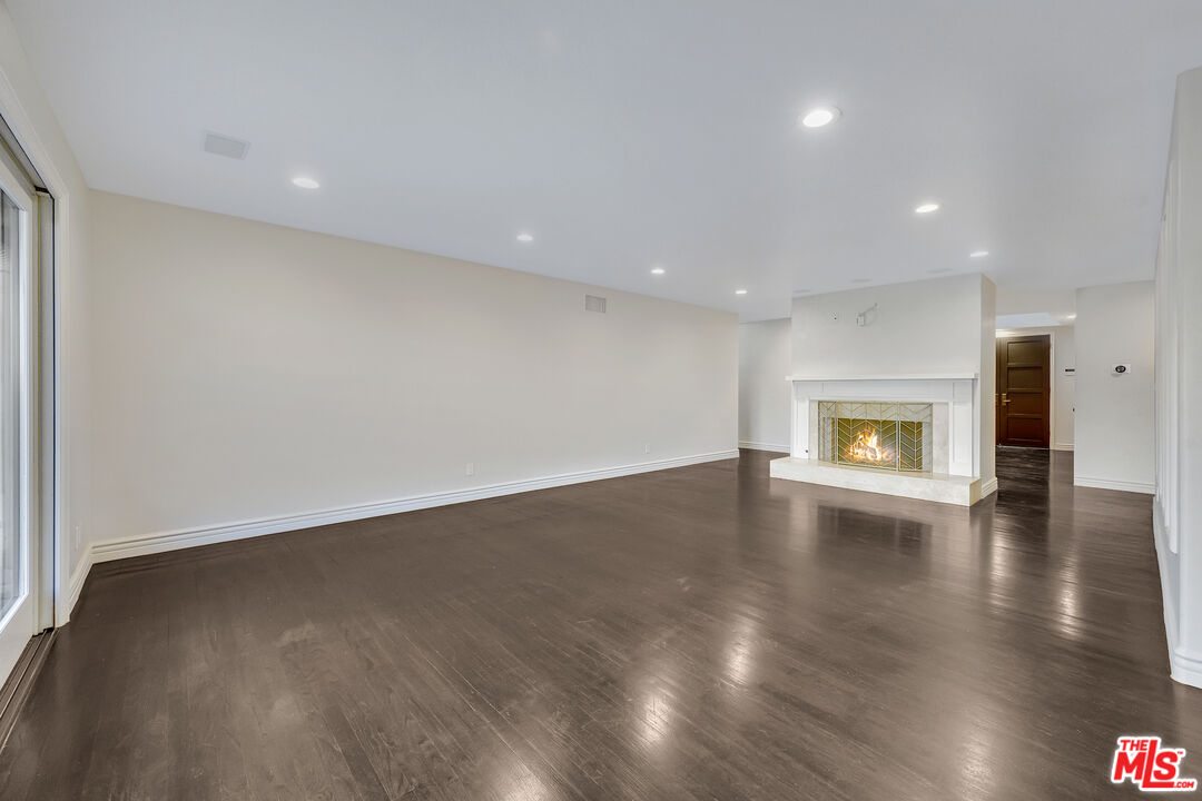2169 HERCULES DR