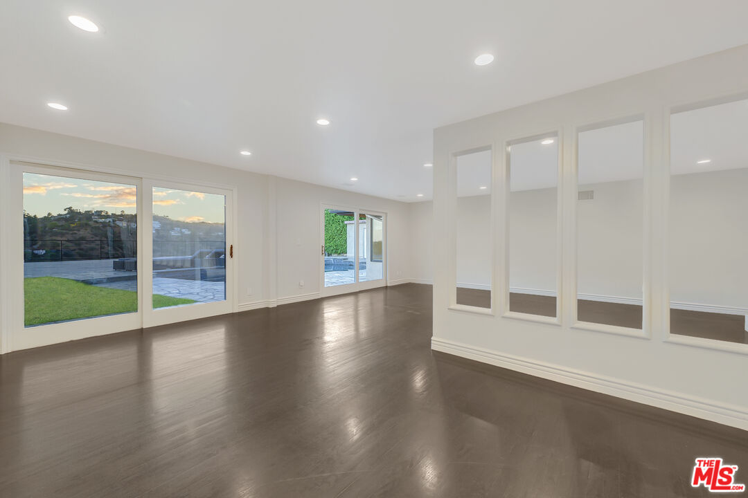 2169 HERCULES DR