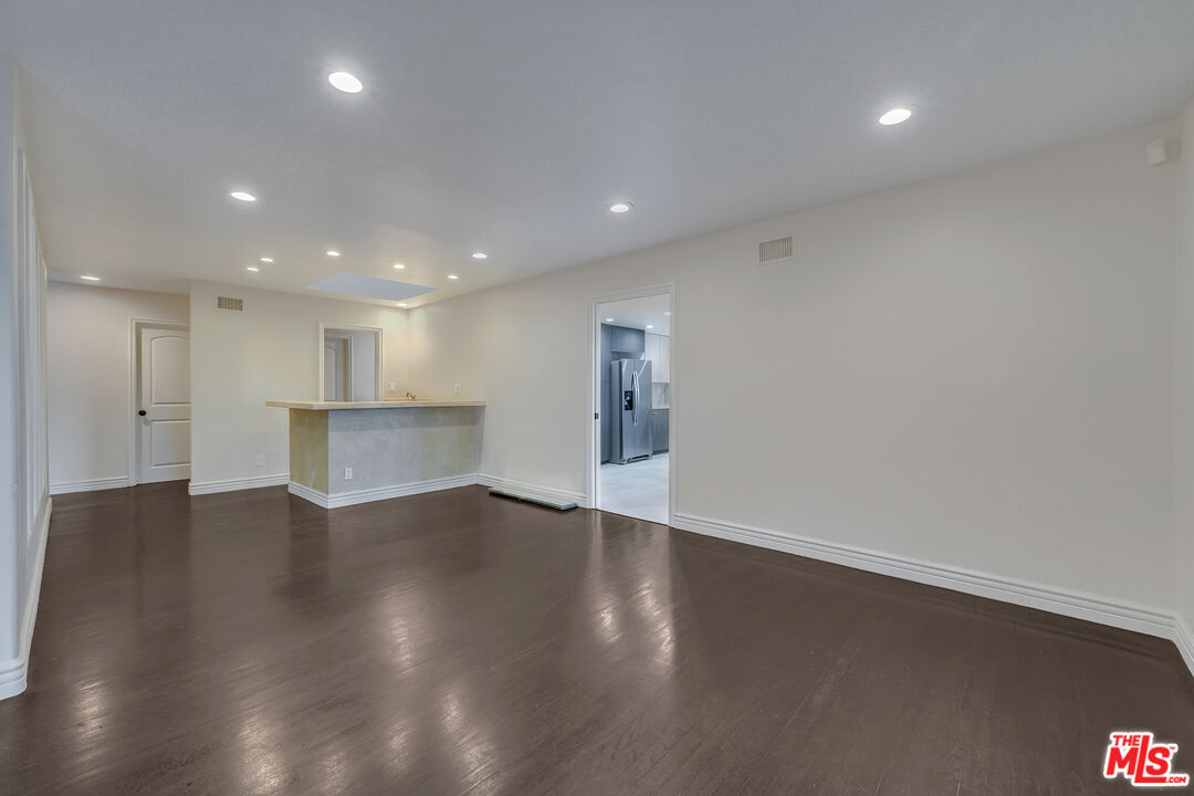2169 HERCULES DR