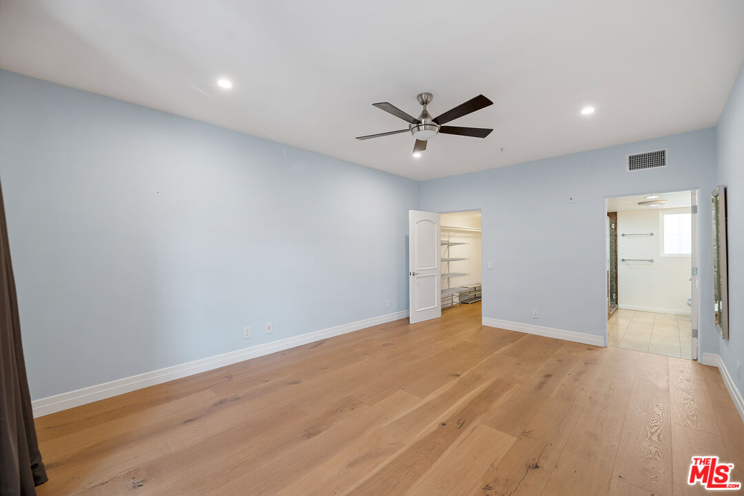 851 N San Vicente Blvd Unit: 117