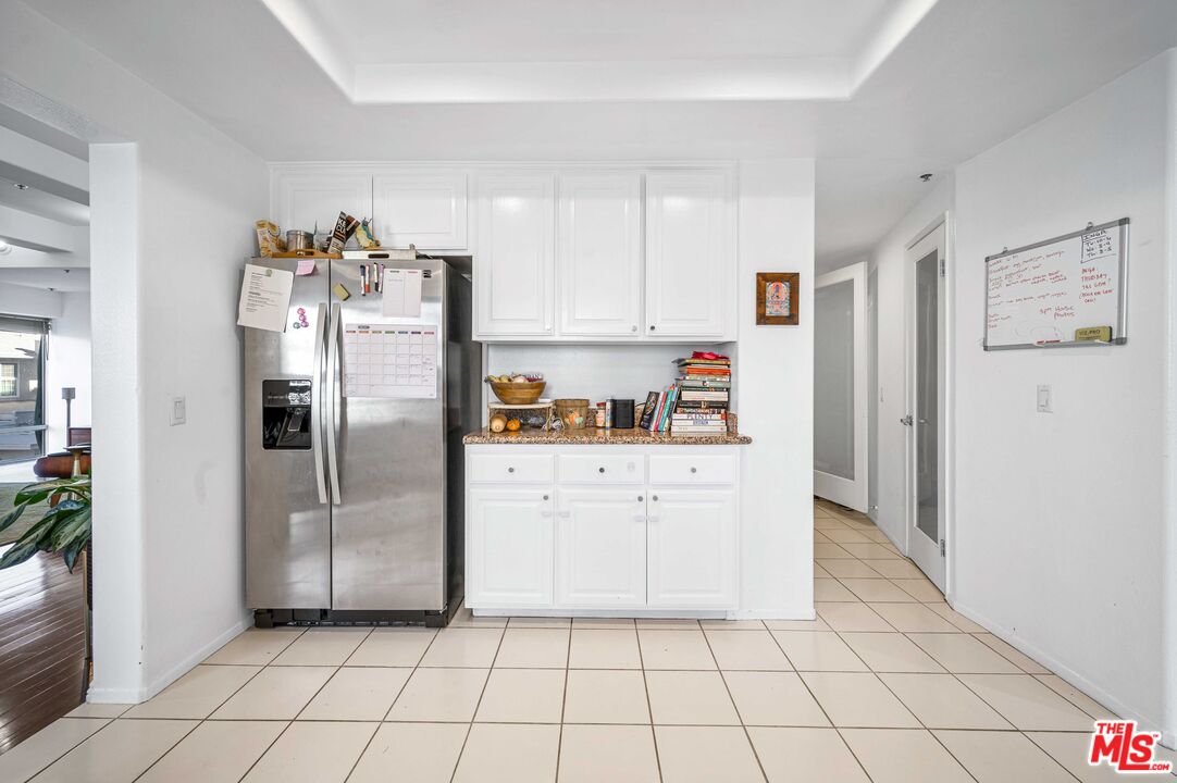 10336 Wilshire Blvd Unit: 301