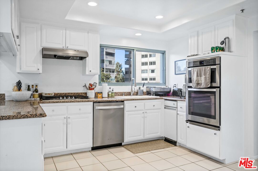 10336 Wilshire Blvd Unit: 301