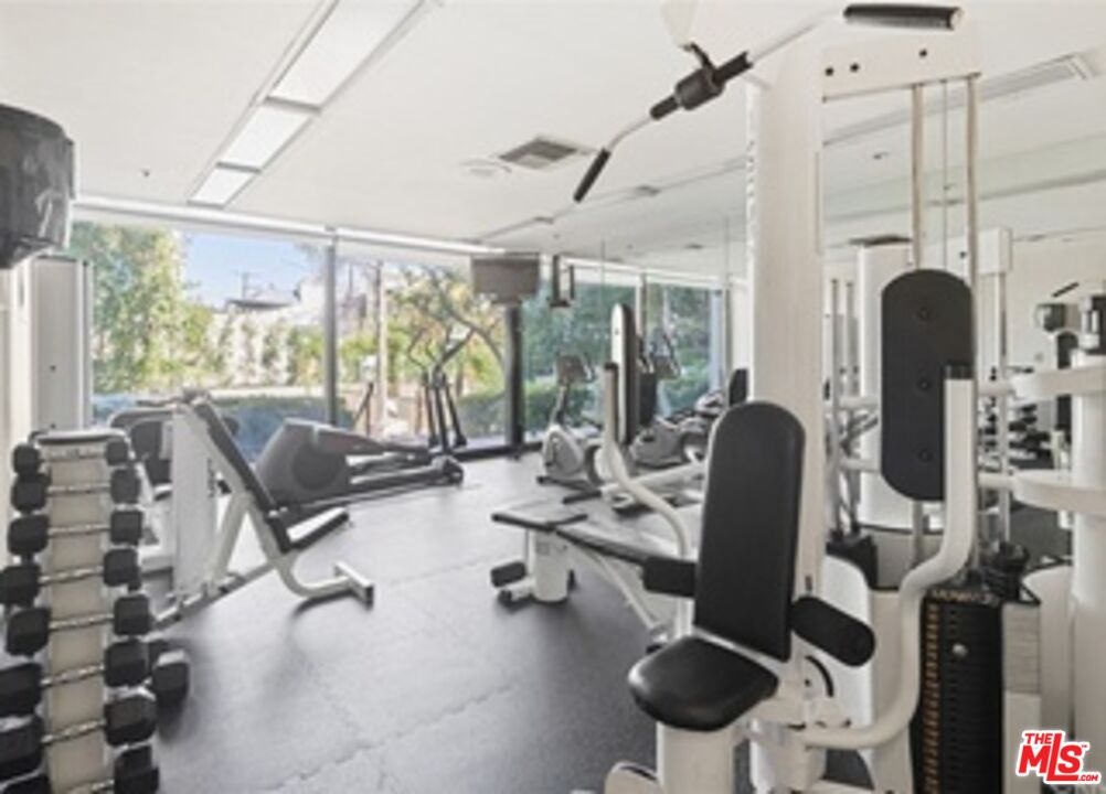 10790 Wilshire Blvd Unit: 504