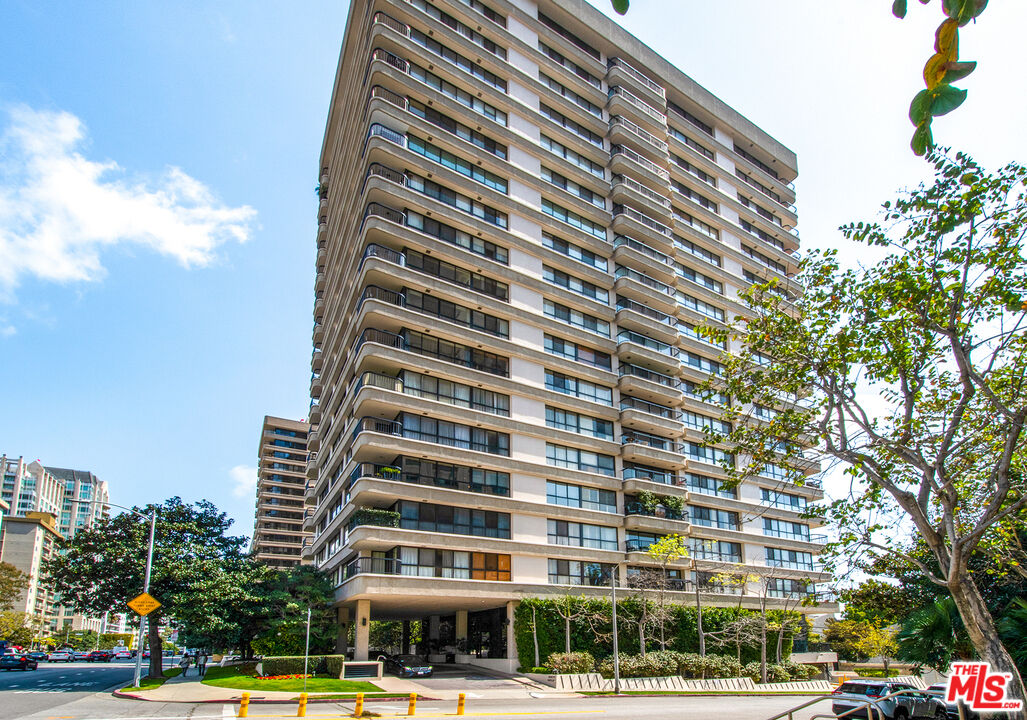 10790 Wilshire Blvd Unit: 504
