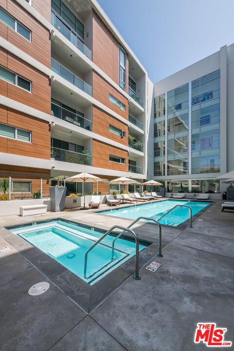 6735 Yucca St Unit: 106