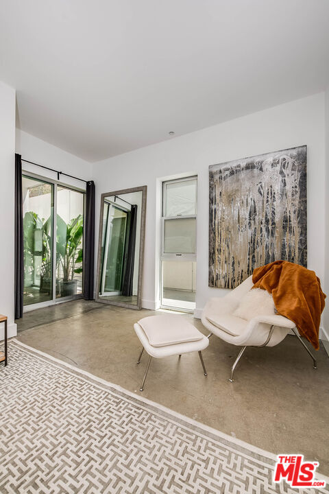 6735 Yucca St Unit: 106