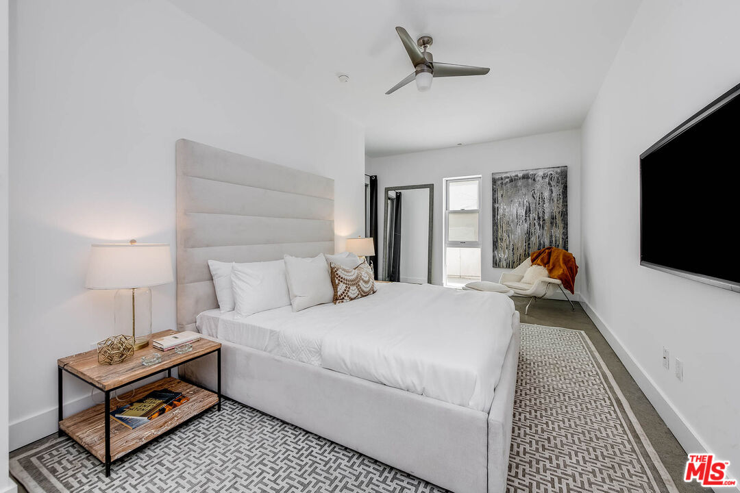 6735 Yucca St Unit: 106
