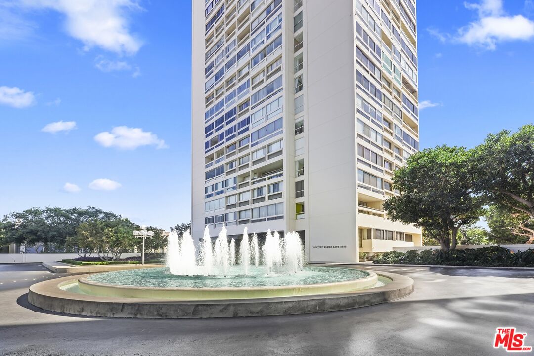 2222 Avenue Of The Stars Unit: 1501