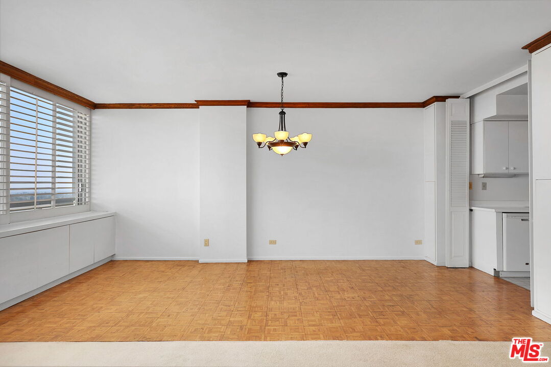 2222 Avenue Of The Stars Unit: 1501
