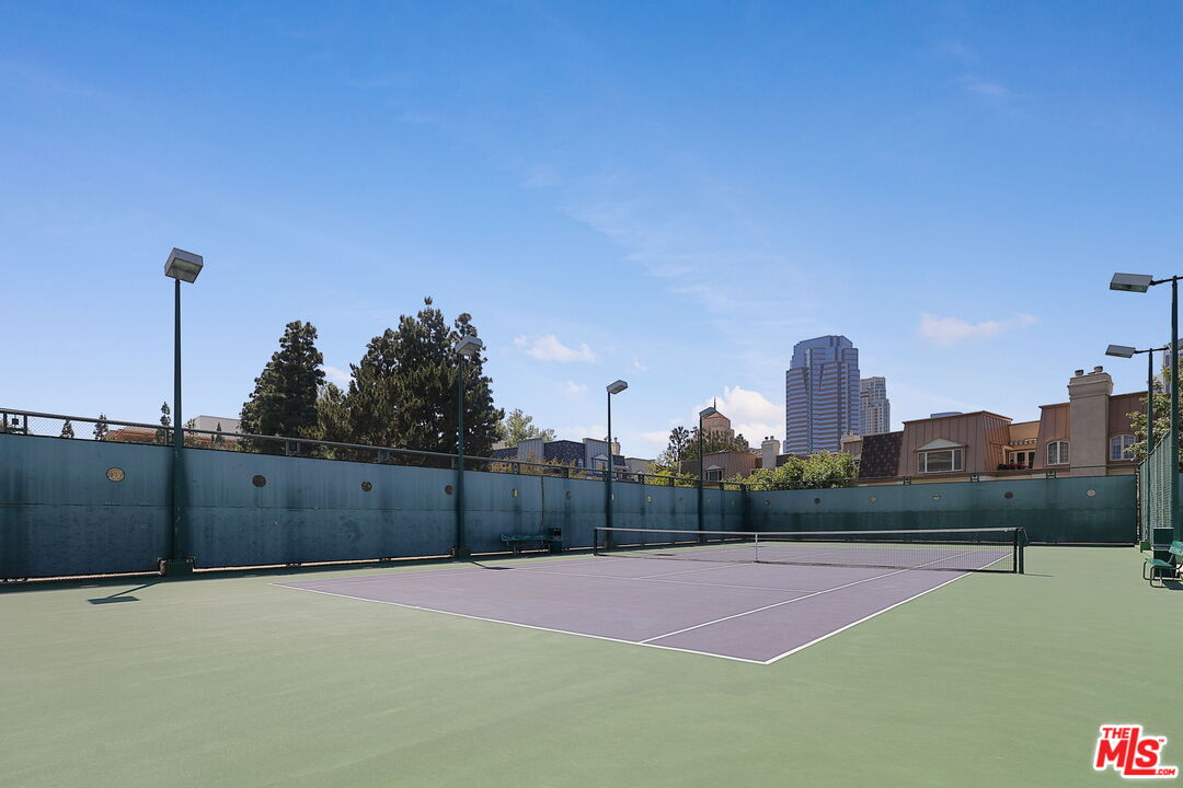 2222 Avenue Of The Stars Unit: 1501