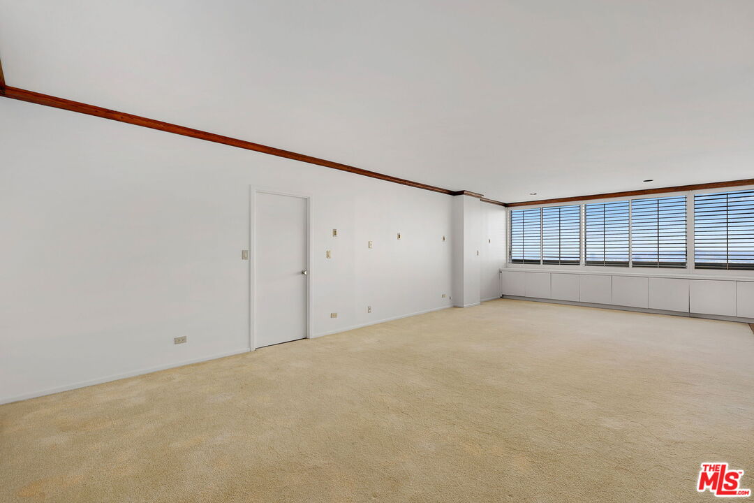 2222 Avenue Of The Stars Unit: 1501