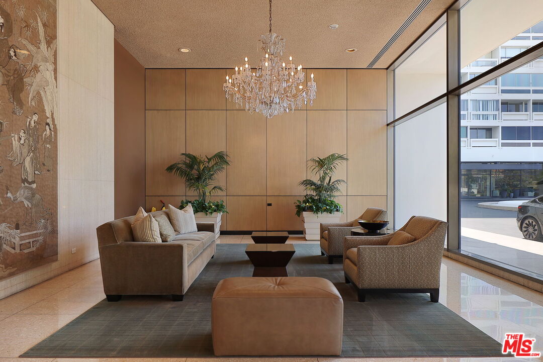 2222 Avenue Of The Stars Unit: 1501