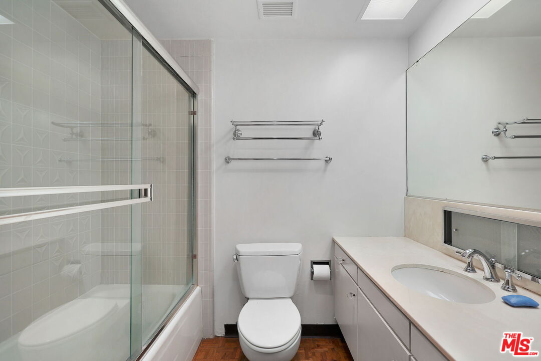 2222 Avenue Of The Stars Unit: 1501