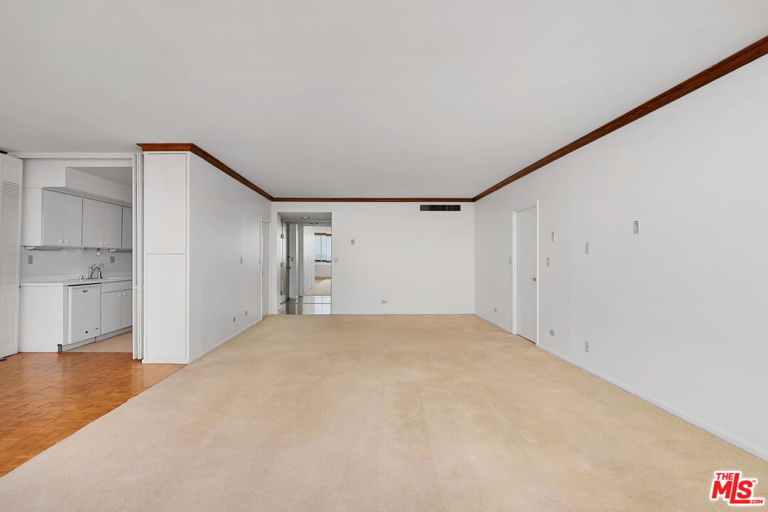 2222 Avenue Of The Stars Unit: 1501