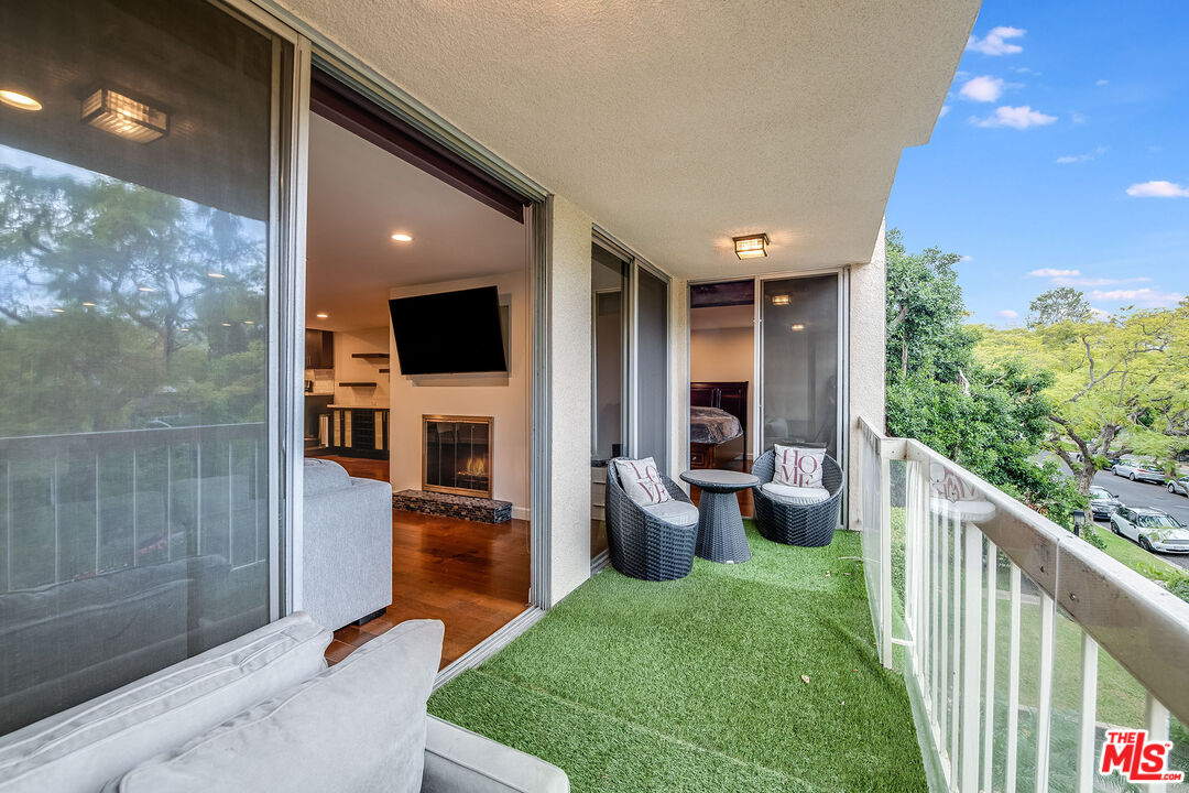 441 N Oakhurst Dr Unit: 306