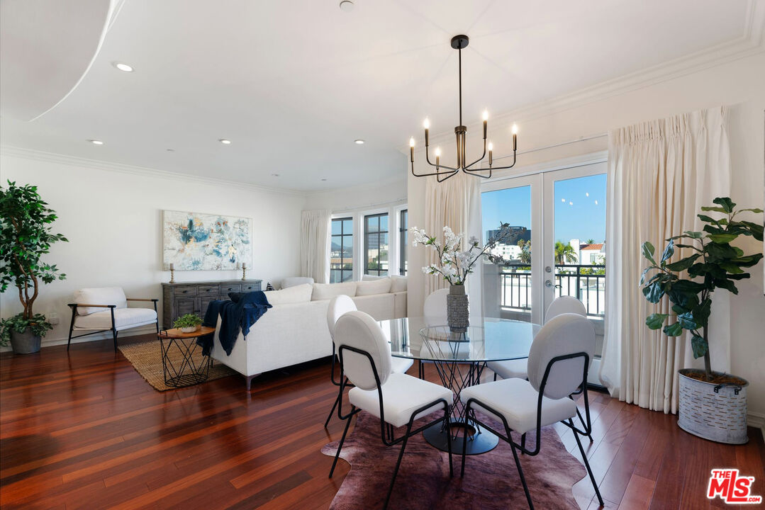 1000 Granville Ave Unit: 403