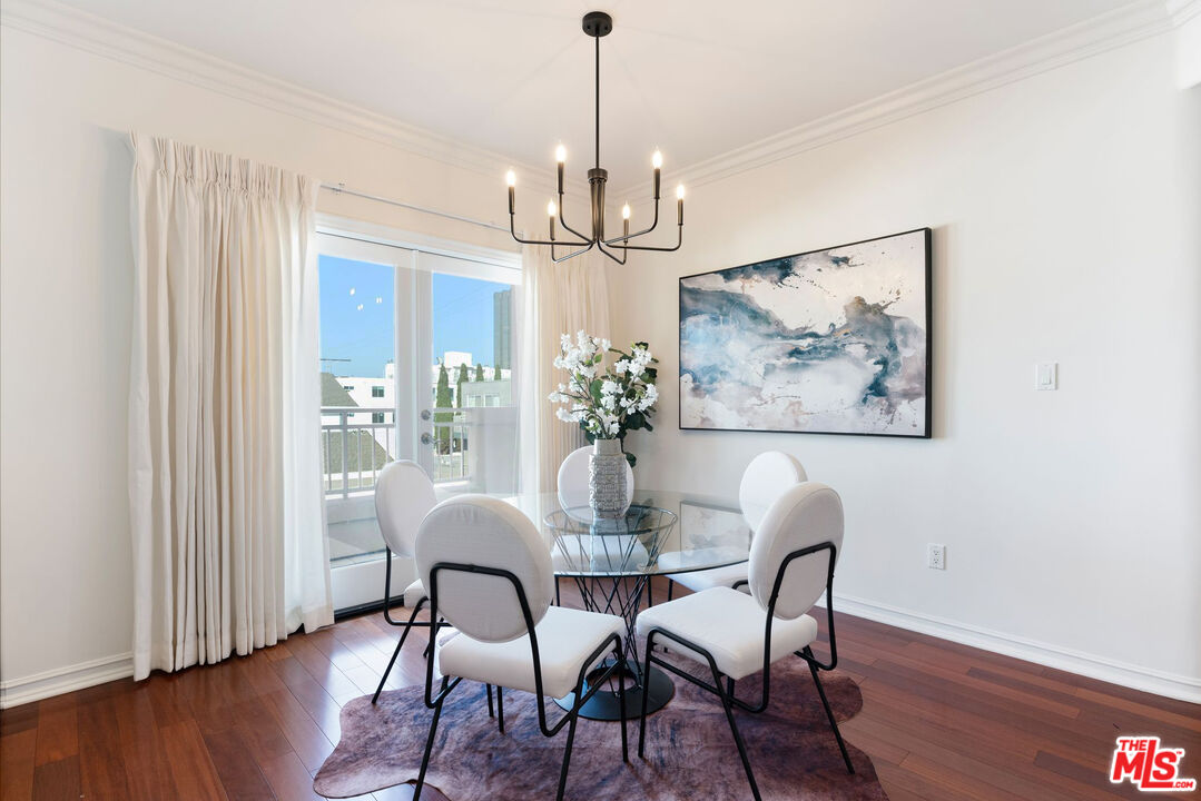 1000 Granville Ave Unit: 403
